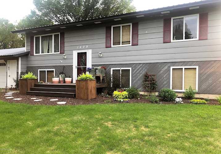 1409 Harmony Place Fergus Falls, MN 56537 | MLS 20-32366 Photo 1