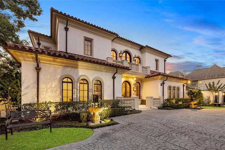 707 Mulberry Ln Bellaire, TX 77401