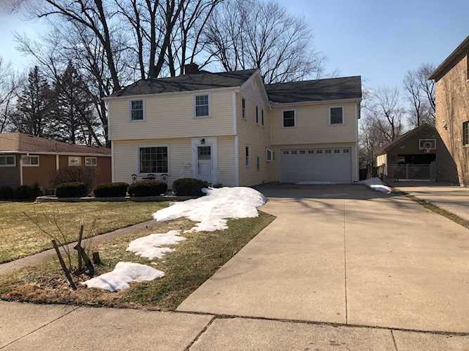 58 S Chase Ave Lombard, IL 60148