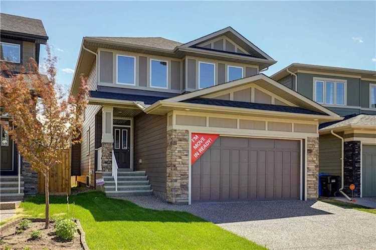 27 Silverado Crest Place SW Calgary, AB T2X 2E2