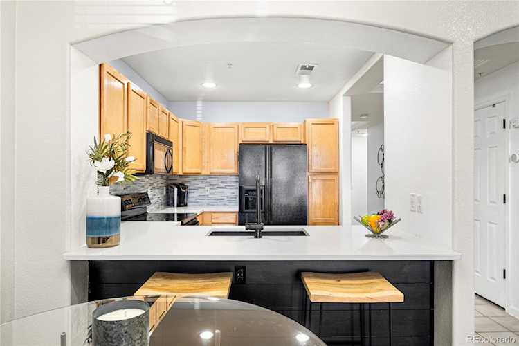 1727 Pearl St #203 Denver, CO 80203