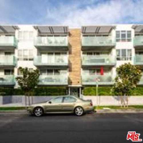 12045 Guerin Street Studio City, CA 91604