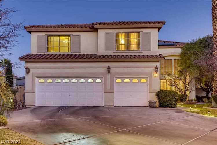 1816 Country Meadows Dr Henderson, NV 89012