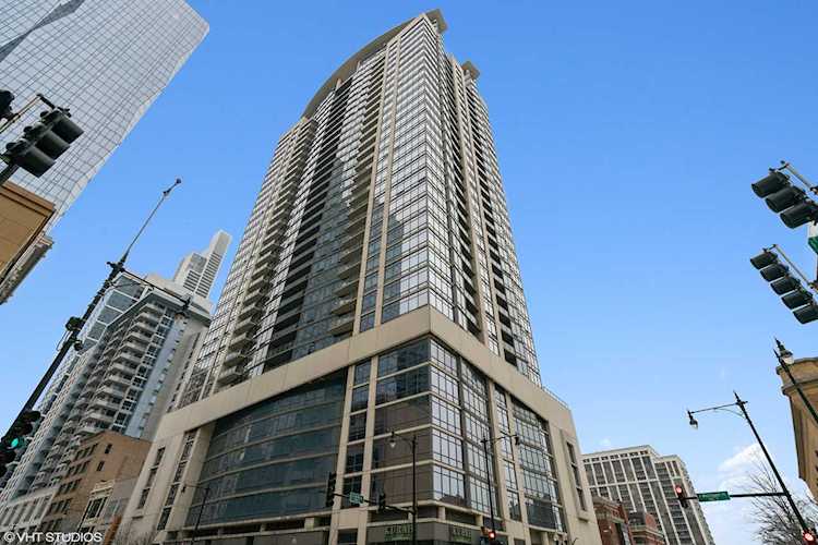 100 E 14th St #2601 Chicago, IL 60605