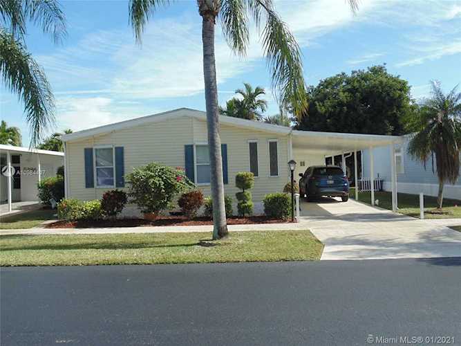 6602 NW 37th Ave Coconut Creek, FL 33073