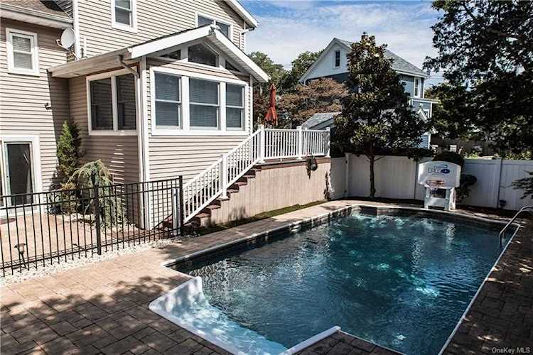 1207 Keeler Avenue Mamaroneck, NY 10543 | MLS H6086622 Photo 1
