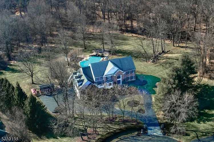 11 Montaine Pl Clinton Twp., NJ 08833