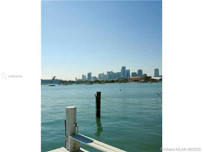 1320 S Venetian Way Miami, FL 33139