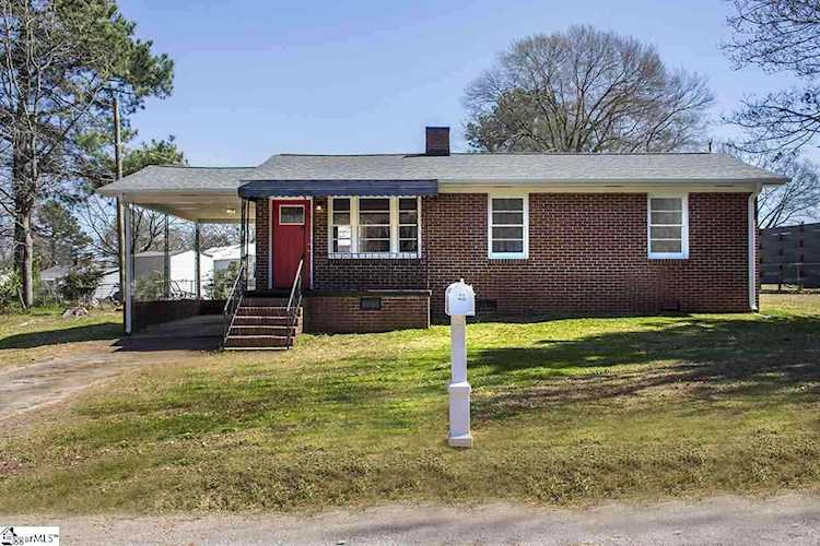 13 Shaw Dr Williamston, SC 29697