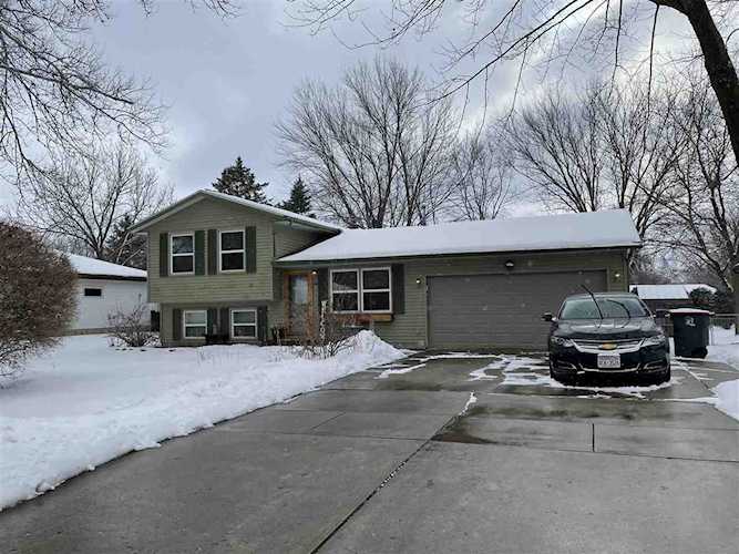 479 W Liberty St Evansville, WI 53536 | MLS 1900662 Photo 1