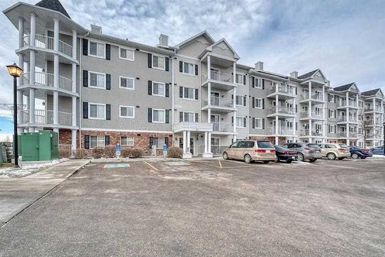 31 Country Village Manor NE #4116 Calgary, AB T3K 0T3