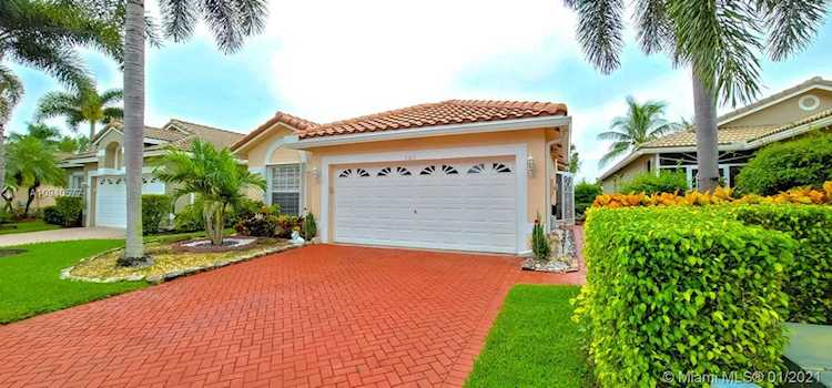 9583 Cherry Blossom Ter Boynton Beach, FL 33437