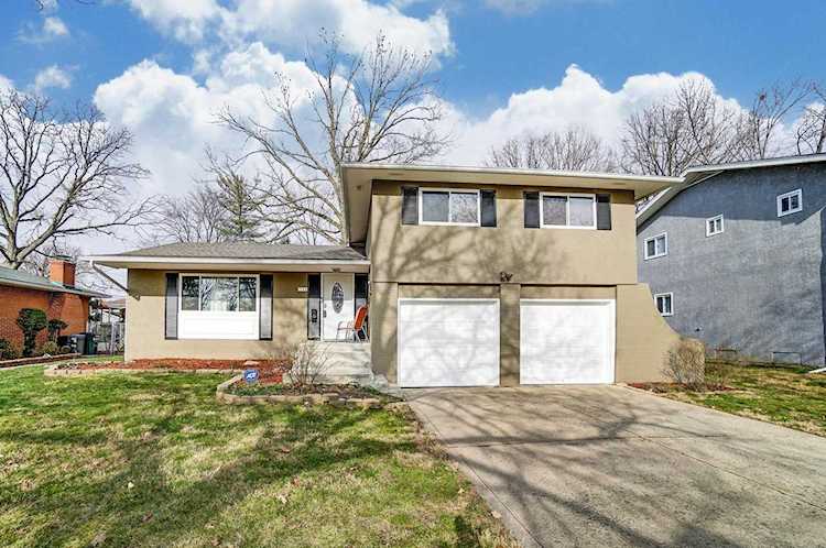 1754 Norma Road Columbus, OH 43229 | MLS 221001206 Photo 1