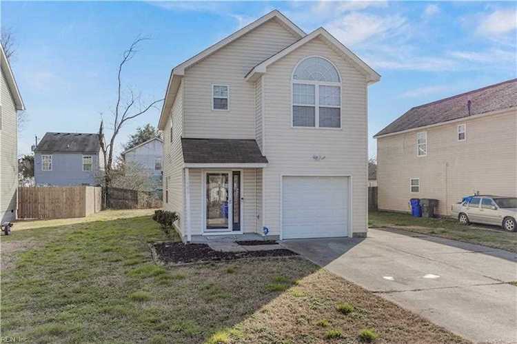 1404 Marsh St Norfolk, VA 23523