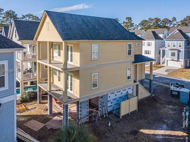 110 Sandcastle Ct Hilton Head Island, SC 29928