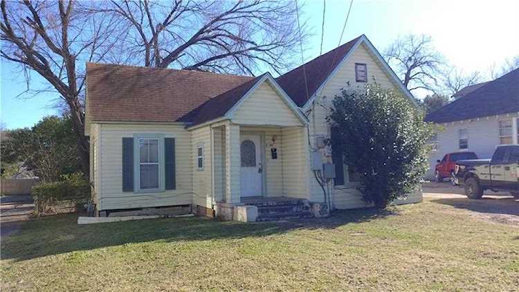 2108 Fort Ave Waco, TX 76707