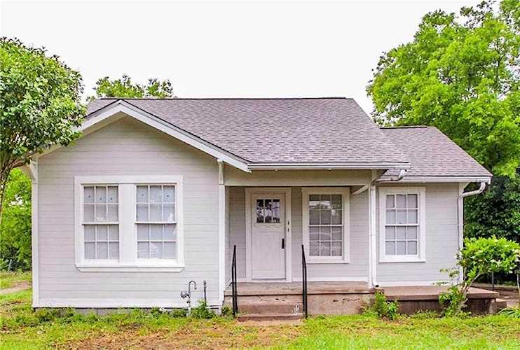4307 Memorial Dr Waco, TX 76711