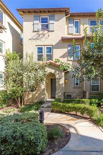 215 E Santa Fe Court Placentia, CA 92870