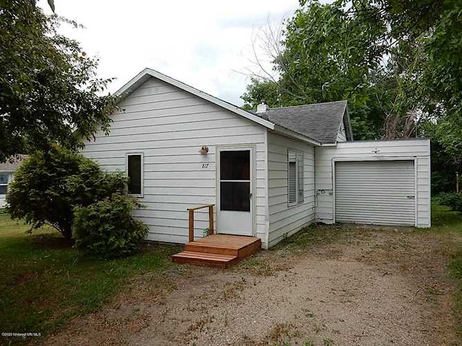 817 Front St Hawley, MN 56549 | MLS 20-30623 Photo 1
