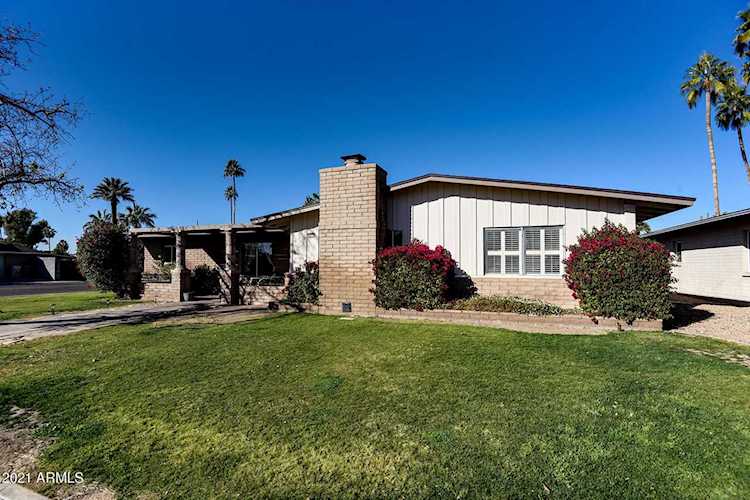 4450 W El Caminito Drive Glendale, AZ 85302