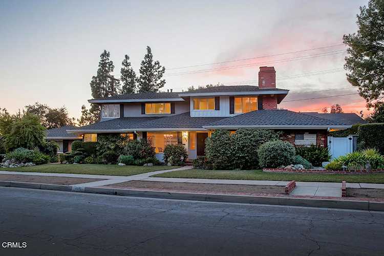 1915 Canyon Close Road Pasadena, CA 91107