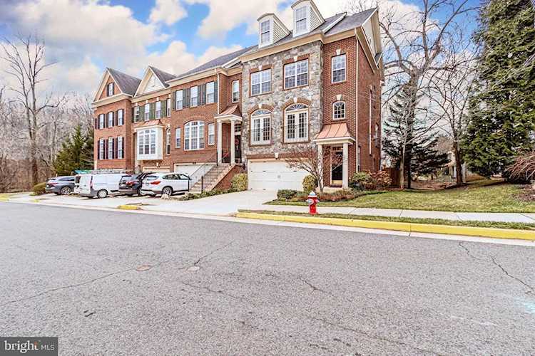 4634 Aspen Hill Ct Annandale, VA 22003