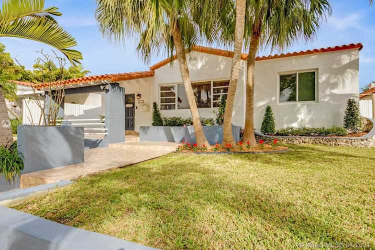 2257 SW 23rd St Miami, FL 33145