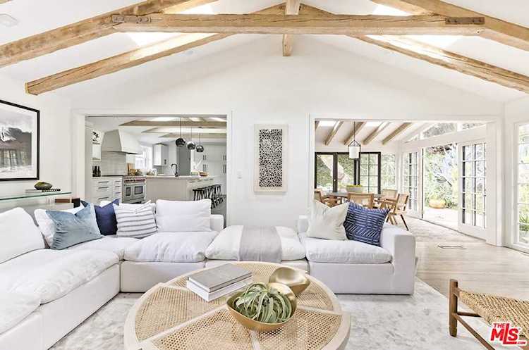 2655 Outpost Drive Los Angeles, CA 90068