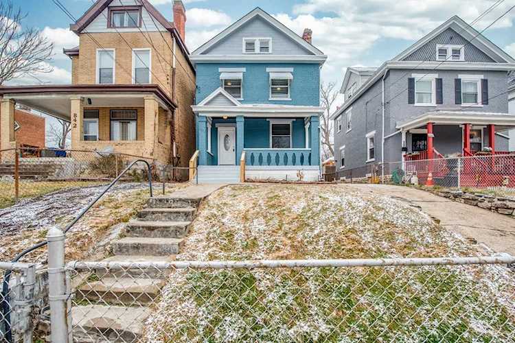 1844 Kinney Avenue Cincinnati, OH 45207