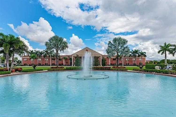 213 Dorset F #0 Boca Raton, FL 33434