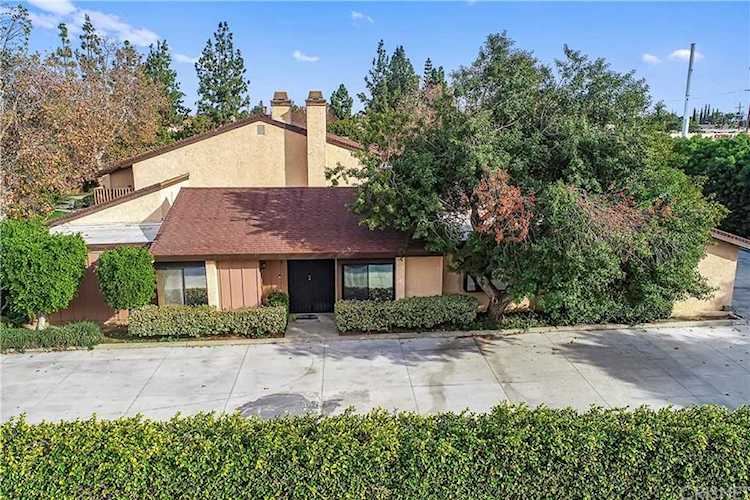 20040 Community Street #65 Winnetka, CA 91306