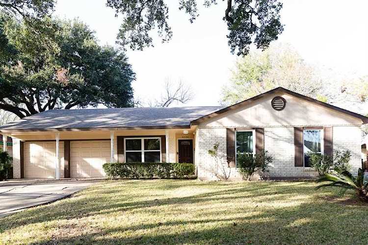 8334 Sharpcrest St Houston, TX 77036