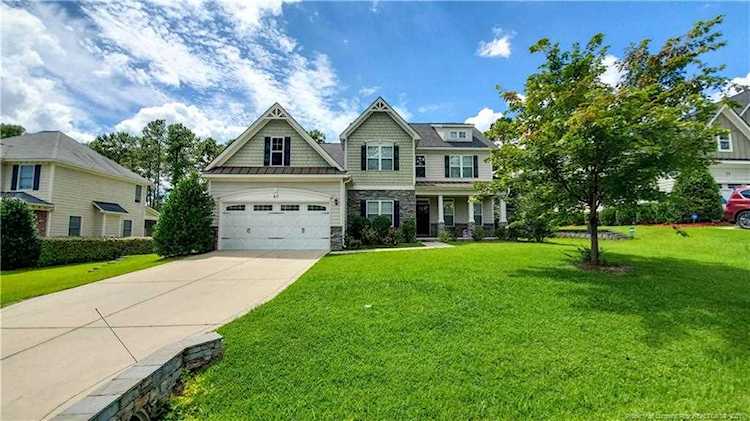 40 Valley Pines Circle Spring Lake, NC 28390