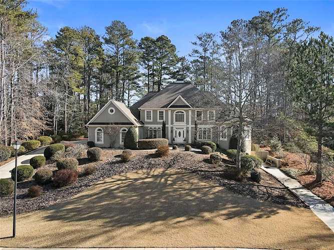 13775 Belleterre Dr Alpharetta, GA 30004