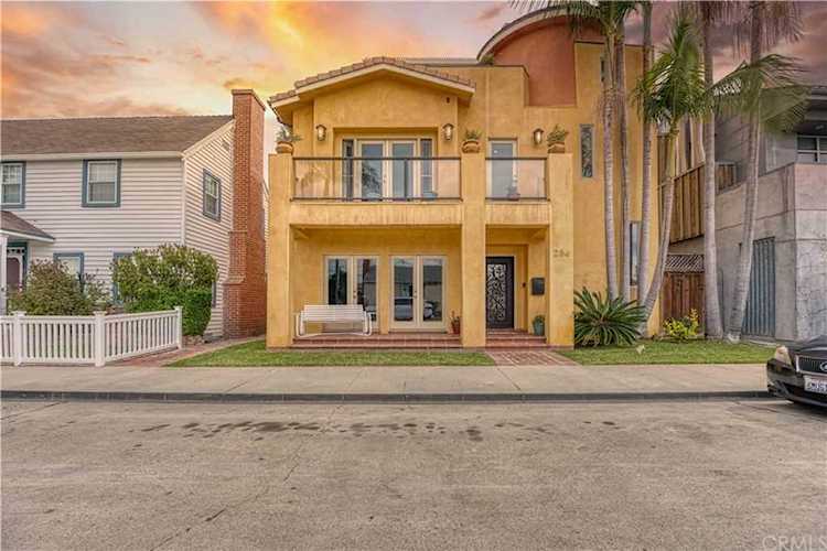 256 San Remo Drive Long Beach, CA 90803