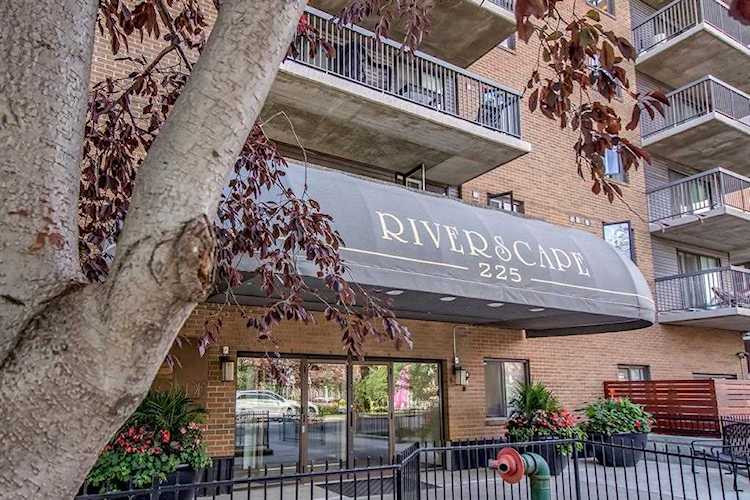 225 25 Ave SW #1103 Calgary, AB T2S 2V2