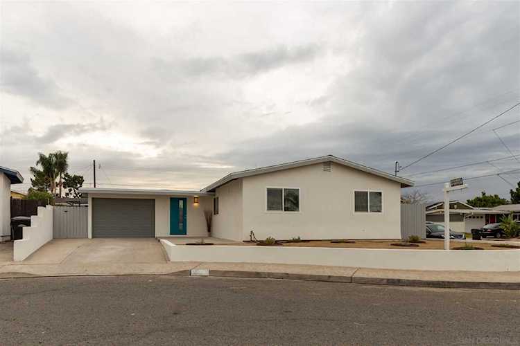 4822 Kesling Pl San Diego, CA 92117