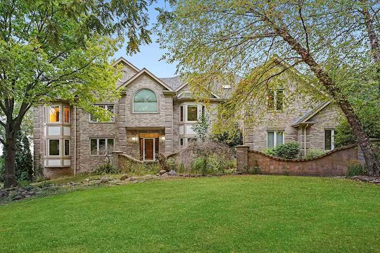 1 Seneca Ave W Hawthorn Woods, IL 60047