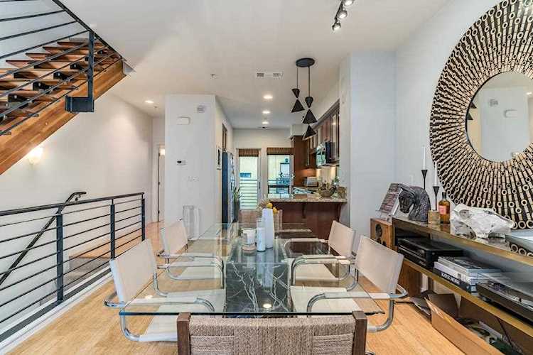 505 Zephyr Drive Oakland, CA 94607