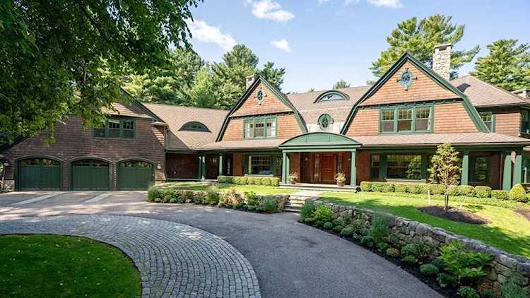 370 Concord Rd Weston, MA 02493