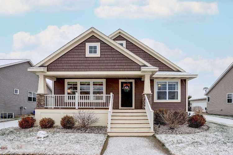 10437 Knollgate Dr Holland, MI 49423