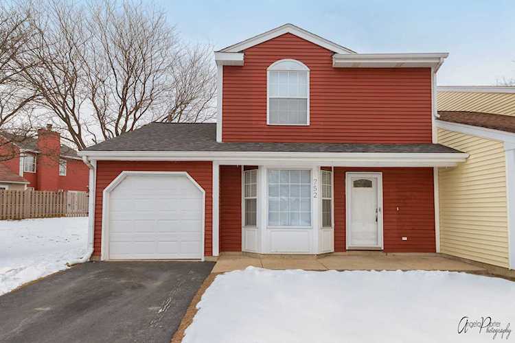 752 Nantucket Way Island Lake, IL 60042