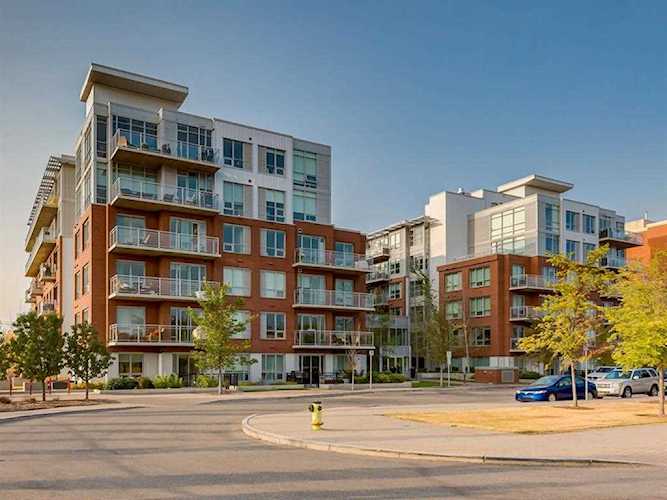 63 Inglewood Park SE #209 Calgary, AB T2G 1B5