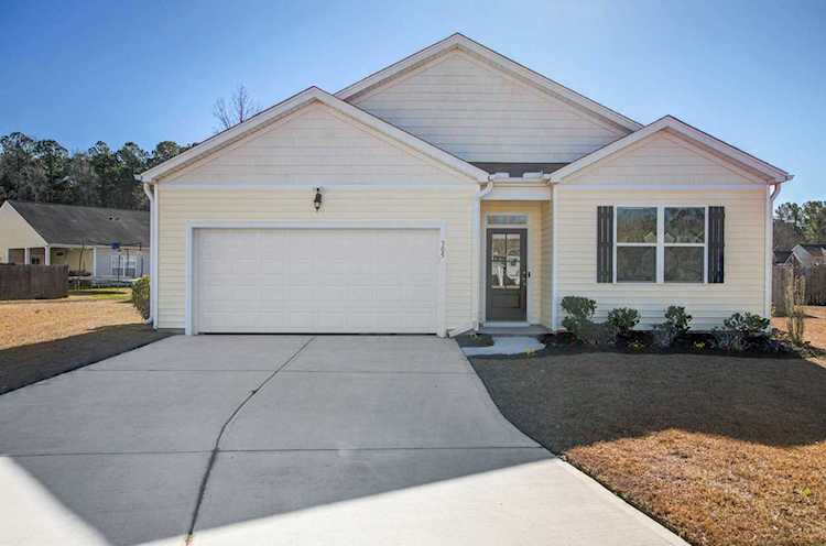 305 Boulder Ln Moncks Corner, SC 29461
