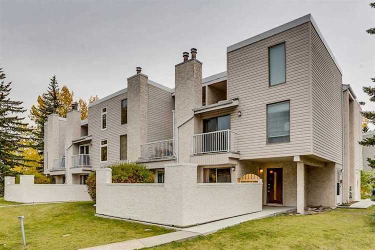 3500 Varsity Dr NW #505 Calgary, AB T2L 1Y3