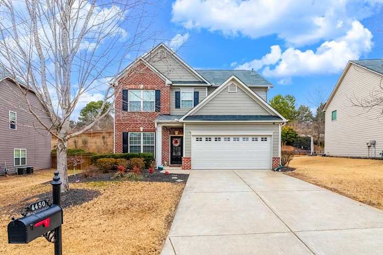 4450 Dartford Road, Cumming, GA 30040 - Premier Atlanta Real Estate Photo 1
