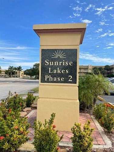 8200 Sunrise Lakes Blv #302 Sunrise, FL 33322