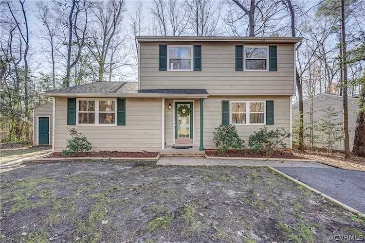 13327 Thornridge Ln Midlothian, VA 23112