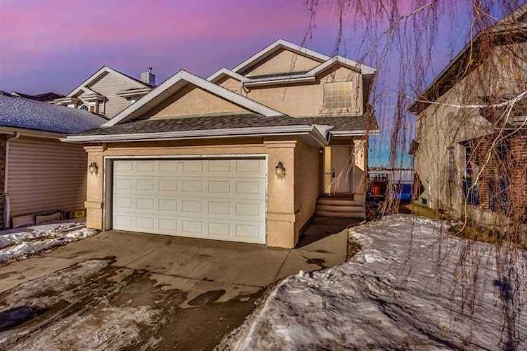 147 Chaparral Ridge Circle SE Calgary, AB T2X 3K4