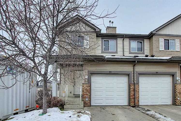 93 Saddletree Ct NE Calgary, AB T3J 5L1